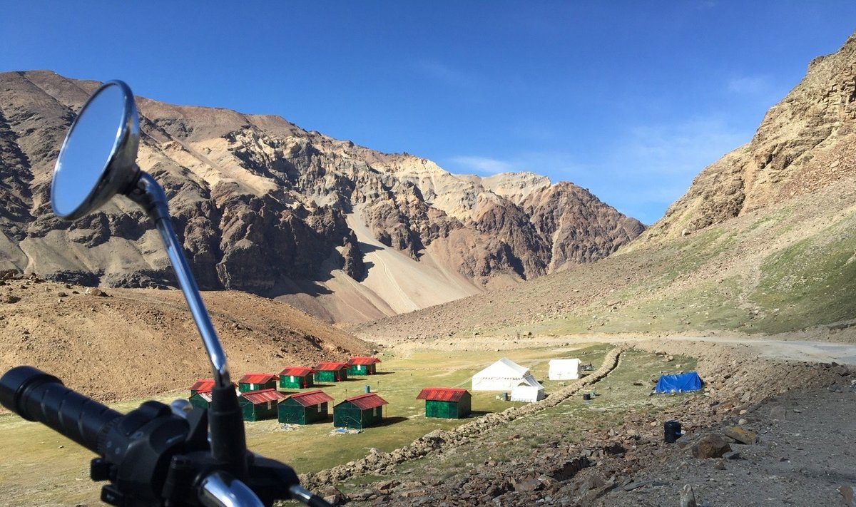 Lino kelionė motociklu Himalajuose 