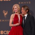„Emmy“ apdovanojimų raudonasis kilimas: kai kurios garsenybės prašovė pro šalį