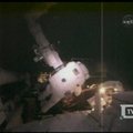 Astronautai ketvirtą kartą išėjo į atvirą kosmosą remontuoti teleskopo "Hubble"