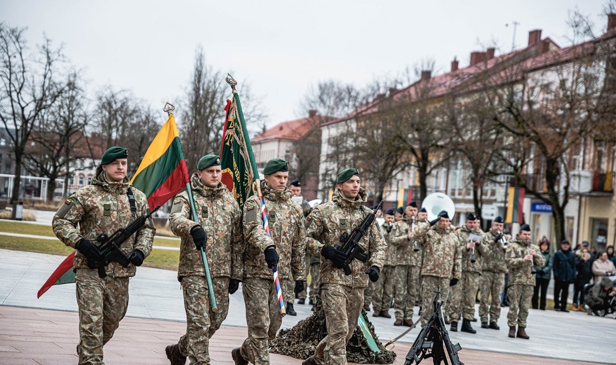 Lietuvos kariai grįžo iš misijos Irake, Kariuomenės nuotr.