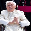 Popiežius emeritas Benediktas XVI prašo atleidimo