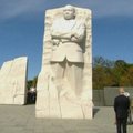 B. Obama atidarė M. L. Kingui skirtą memorialą Vašingtone