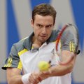 Latvis E. Gulbis pergalingai pradėjo Italijos sostinėje vykstantį teniso turnyrą