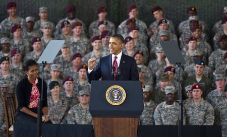 B.Obama pasveikino iš Irako grįžusius karius