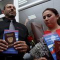 Александр Морозов. Кремль выдает паспорта на Донбассе. Что это значит?