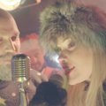 N. Pareigytė ir R. Žiogas įrašė kalėdinę dainą ir kartu nusifilmavo romantiškame vaizdo klipe