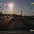 Liudininkų užfiksuoti meteorito Rusijoje vaizdai
