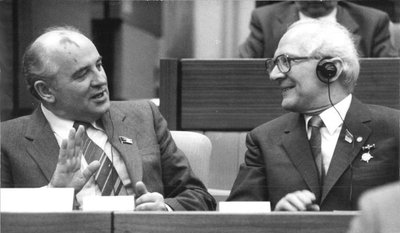 M. Gorbačiovas ir E. Honeckeris