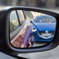 Automobilių gamintojams leido atsisakyti veidrodėlių