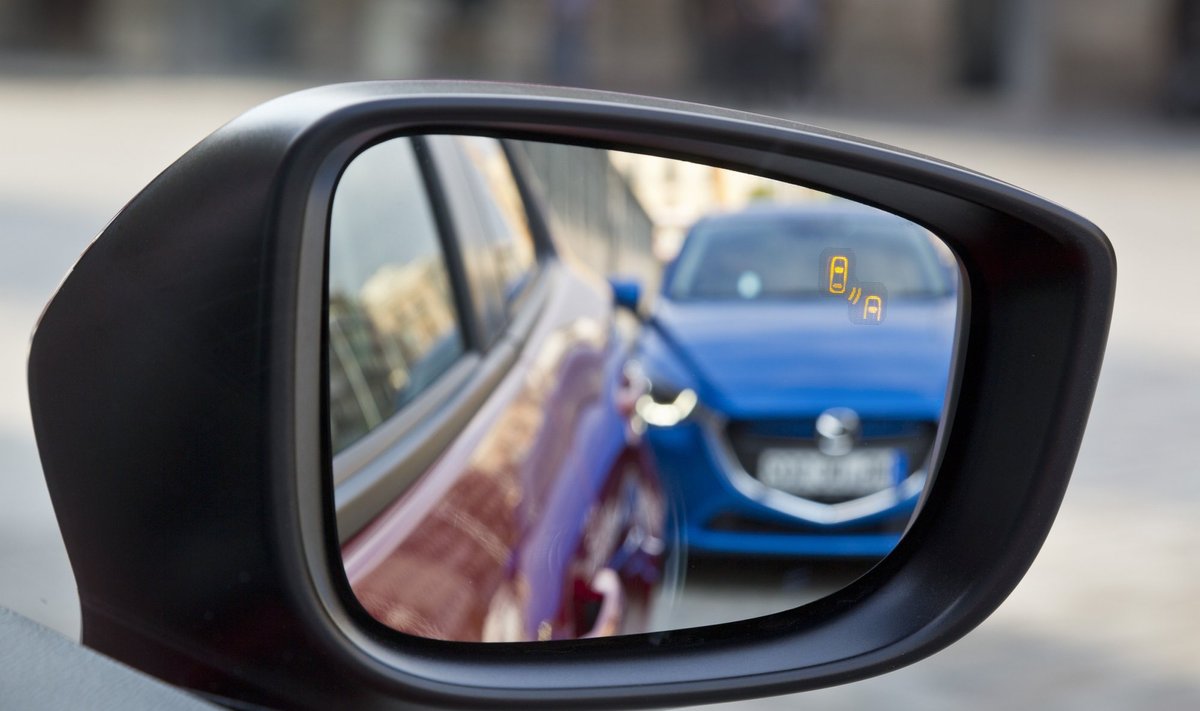 Automobilio veidrodėlis