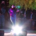K. Westas per koncertą Jerevane šoko į tvenkinį