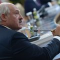 Лукашенко сравнил Россию и НАТО с молотом и наковальней