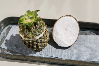 Ledai ananasuose ir kokosuose
