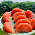 Raudonasis ir oranžinis greipfrutų karalius pomelo : ką skanaus su jais galima pasigaminti