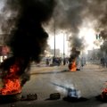 Sudano sostinėje kariškiams jėga vaikant protestuotojus žuvo daugiau nei 30 žmonių