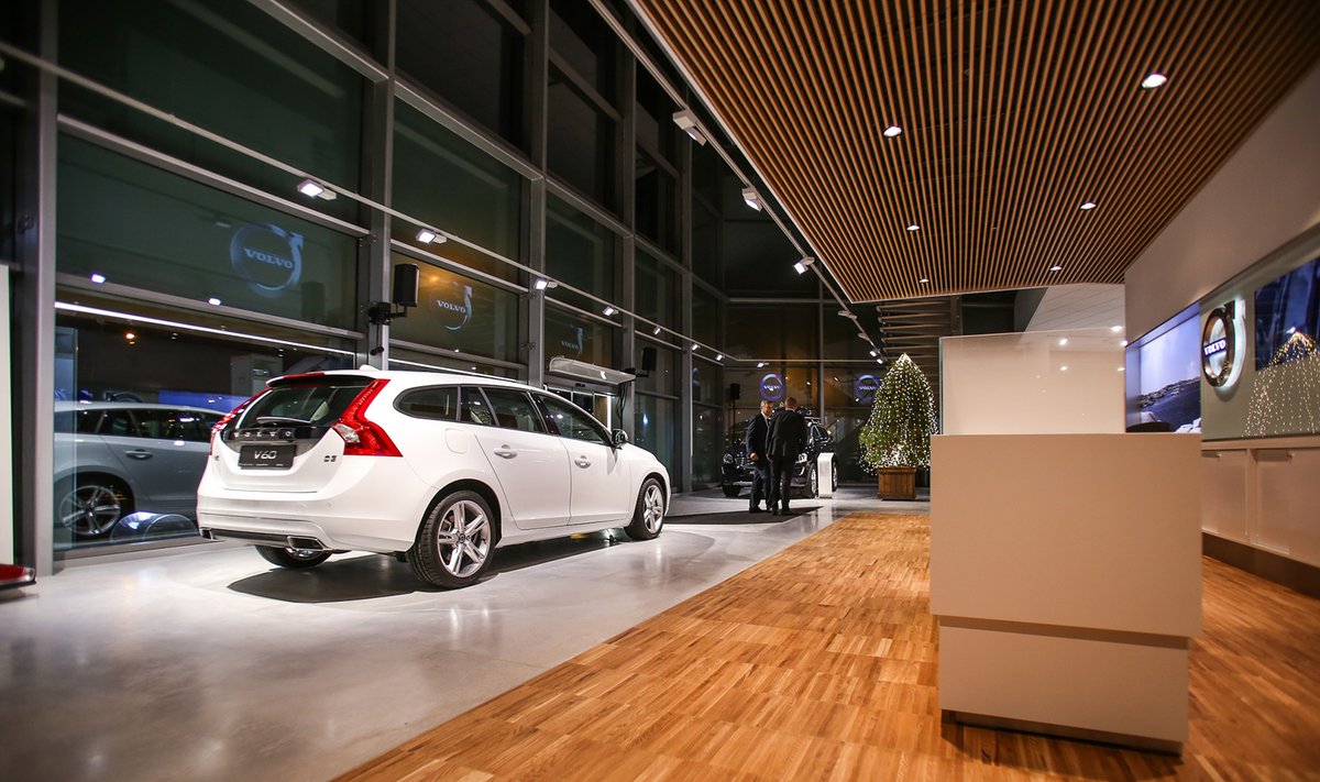 Atnaujintas "Volvo" salonas atvėrė duris
