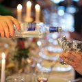 Lietuva – tarp penkių šalių, kurios labiausiai sumažino alkoholio vartojimą, tačiau vienas rodiklis temdo džiaugsmą