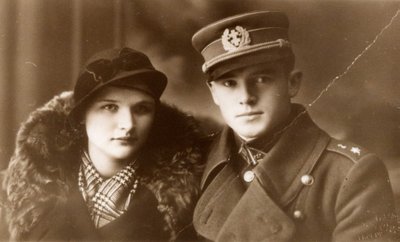 Kapitonas Jonas Noreika-Generolas Vėtra su būsima žmona Antanina Karpavičiūte. Apie 1936 m., Palanga, LGGRTC nuotr.