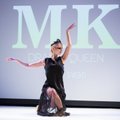 „MK drama queen“ kolekcijos pristatymas virto juodųjų gulbių šokiu