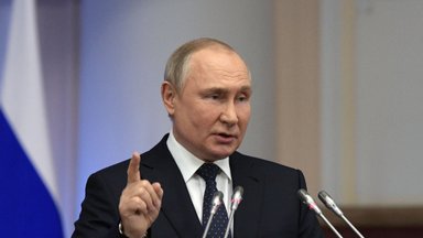 „Bloomberg“: Putinas įspūdingai susimovė ir dėl to dabar taps dar pavojingesnis