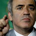 G. Kasparovas tiki, kad V. Putinas prikišo nagus prie rinkimų Estijoje