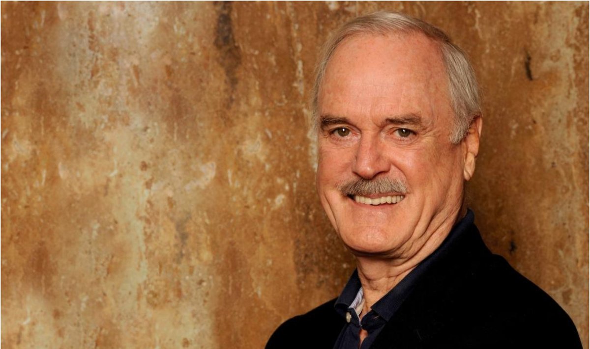 Johnas Cleese'as