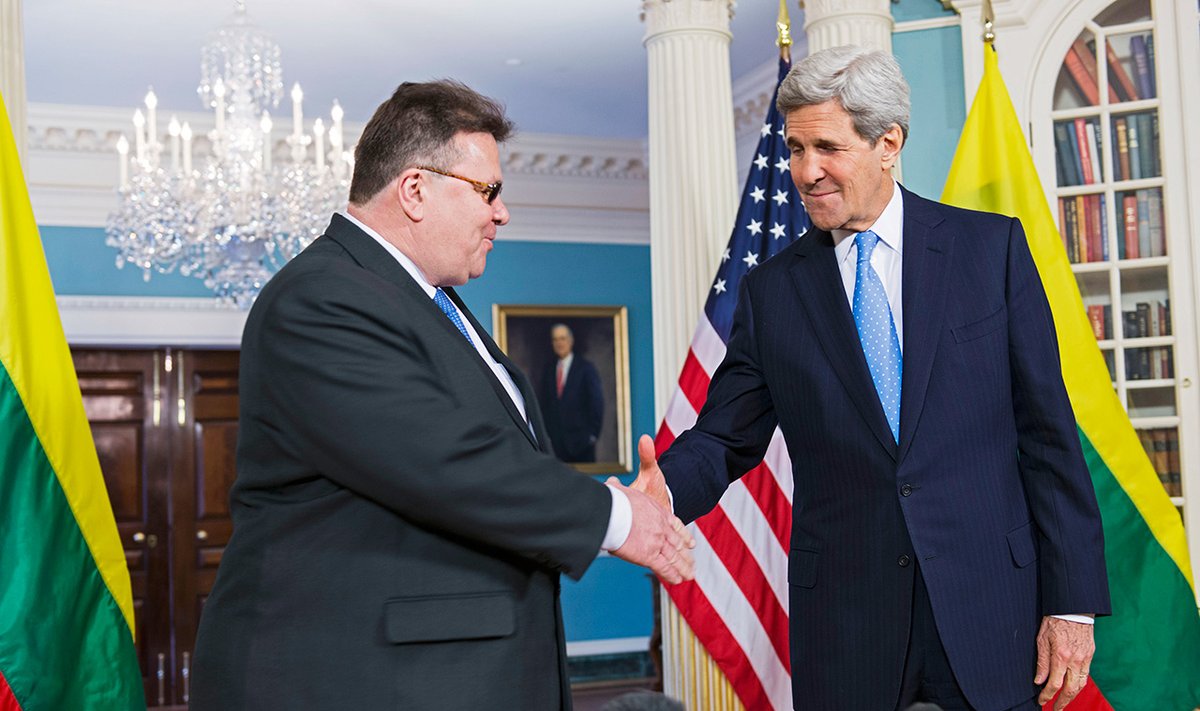 Lithuanian Foreign Minister Linas Linkevičius meeting US Secretary of State John Kerry   Photo Ludo Segers