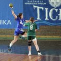 Lietuvos moterų rankinio čempionate - Kauno ir Garliavos klubų pergalės
