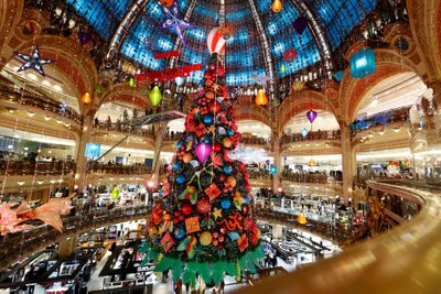 Paryžiaus Kalėdų eglė