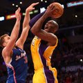 NBA čempionai „Heat“ sutriuškinti Niujorke, „Lakers“ pralaimėjo trečią kartą iš eilės