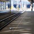 Prahos metro bus paleistas traukinys vienišiams