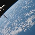 Prie TKS prisijungęs erdvėlaivis „Endeavour“ nufotografuotas iš naujos perspektyvos