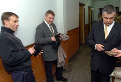 Vladas Bieliaskas (kairėje) ir Alvydas Bieliauskas (centre) 