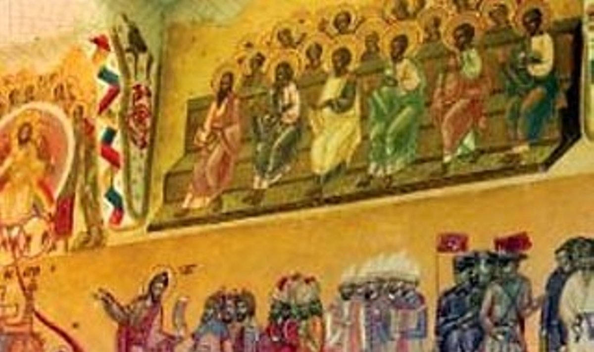 Фреска находится на внешней стороне деревянной церкви в монастыре Лупша в Румынии  на западе страны. Над изображением работали иконописец Николае Савва и группа его учеников в 1997 году.  Фото - regions.ru