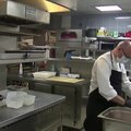 Paryžiaus restoranas siūlo „Michelin“ žvaigždute įvertintus išsineštinius patiekalus
