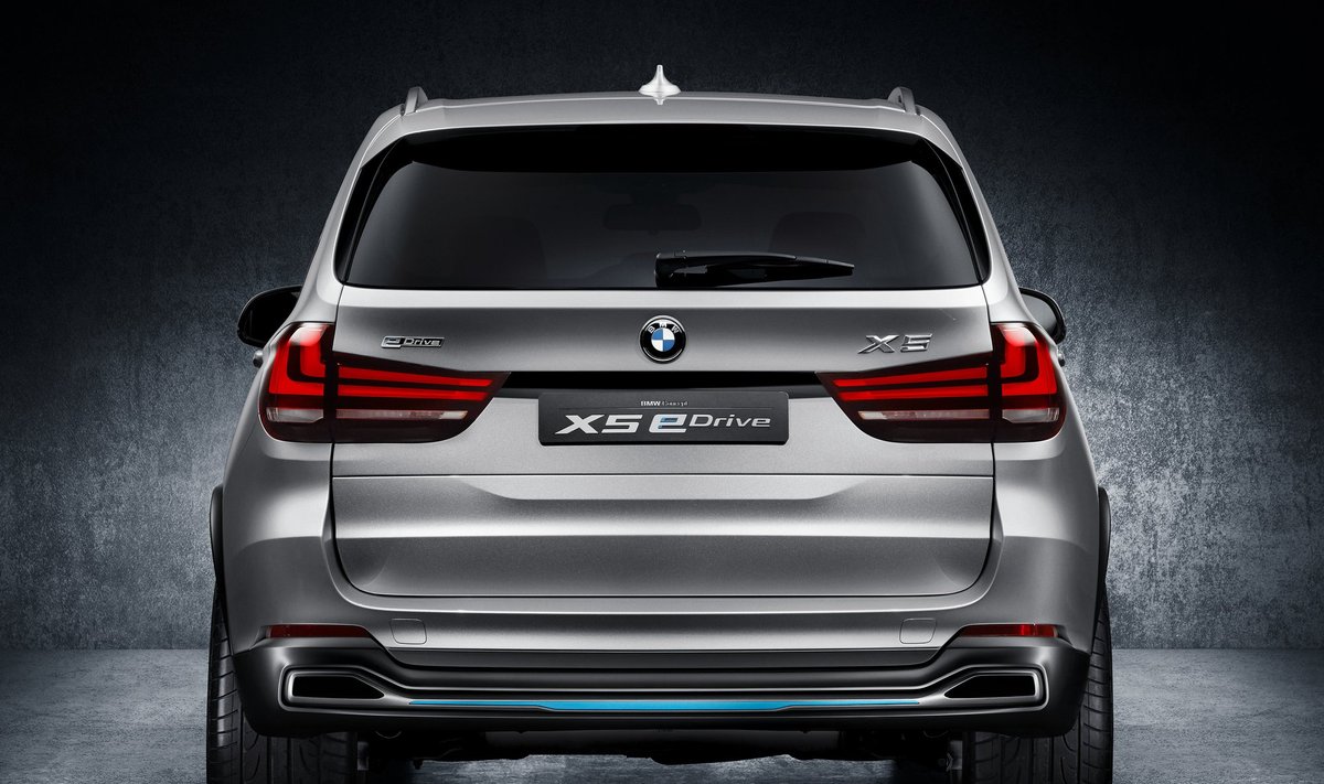 "BMW Concept X5 eDrive"