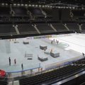 Įspūdinga transformacija: „Žalgirio“ arena per naktį iš ledinės virto krepšinio meka