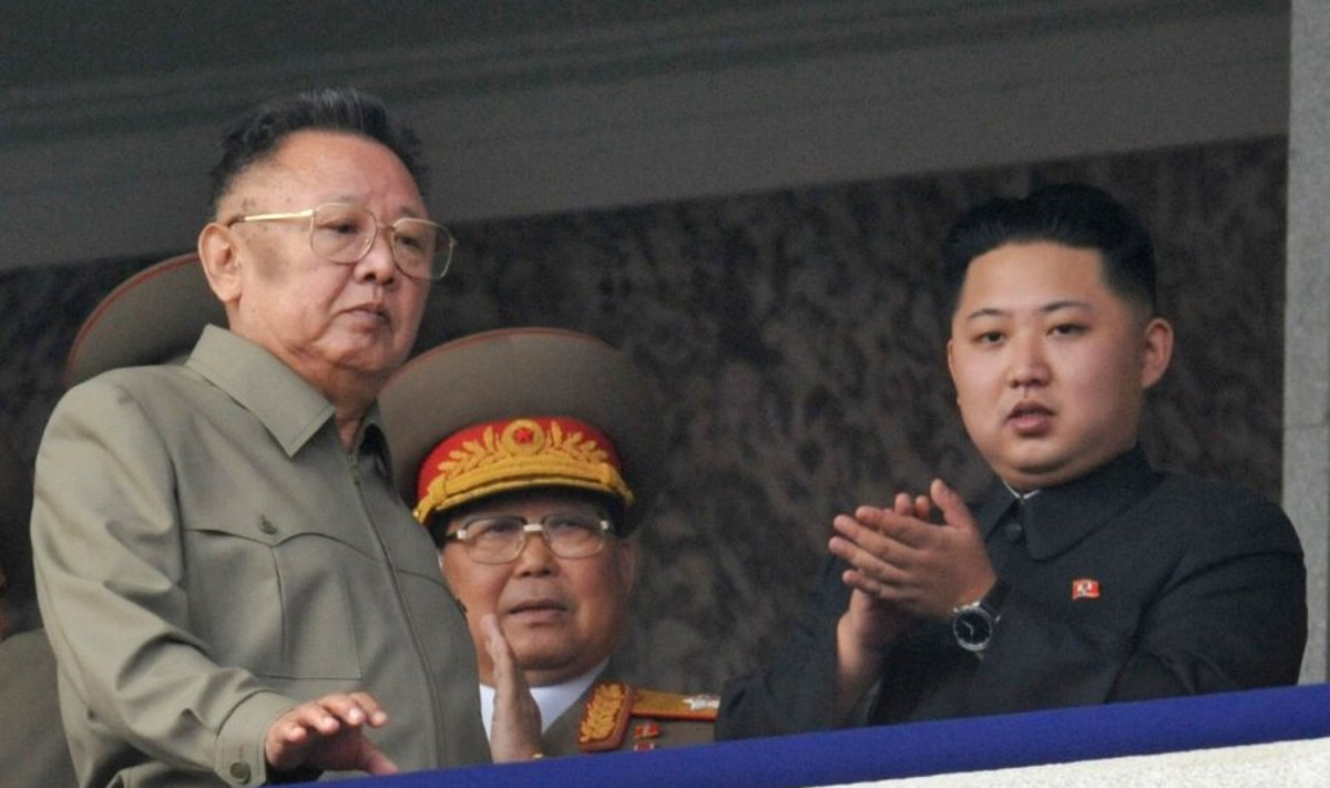 Kim Jong Ilas (Kim Čen Iras) ir Kim Jong Unas (Kim Čen Unas)