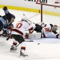 NHL čempionate - penkta iš eilės „Devils“ ledo ritulininkų pergalė