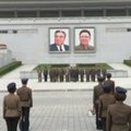 Š. Korėjos vyrai masiškai jungiasi prie kariuomenės: laukiame, kada Kim Jong Unas duos nurodymą stoti į mūšį