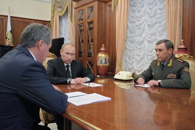 Vladimiras Putinas, Sergejus Šoigu, Valerijus Gerasimovas