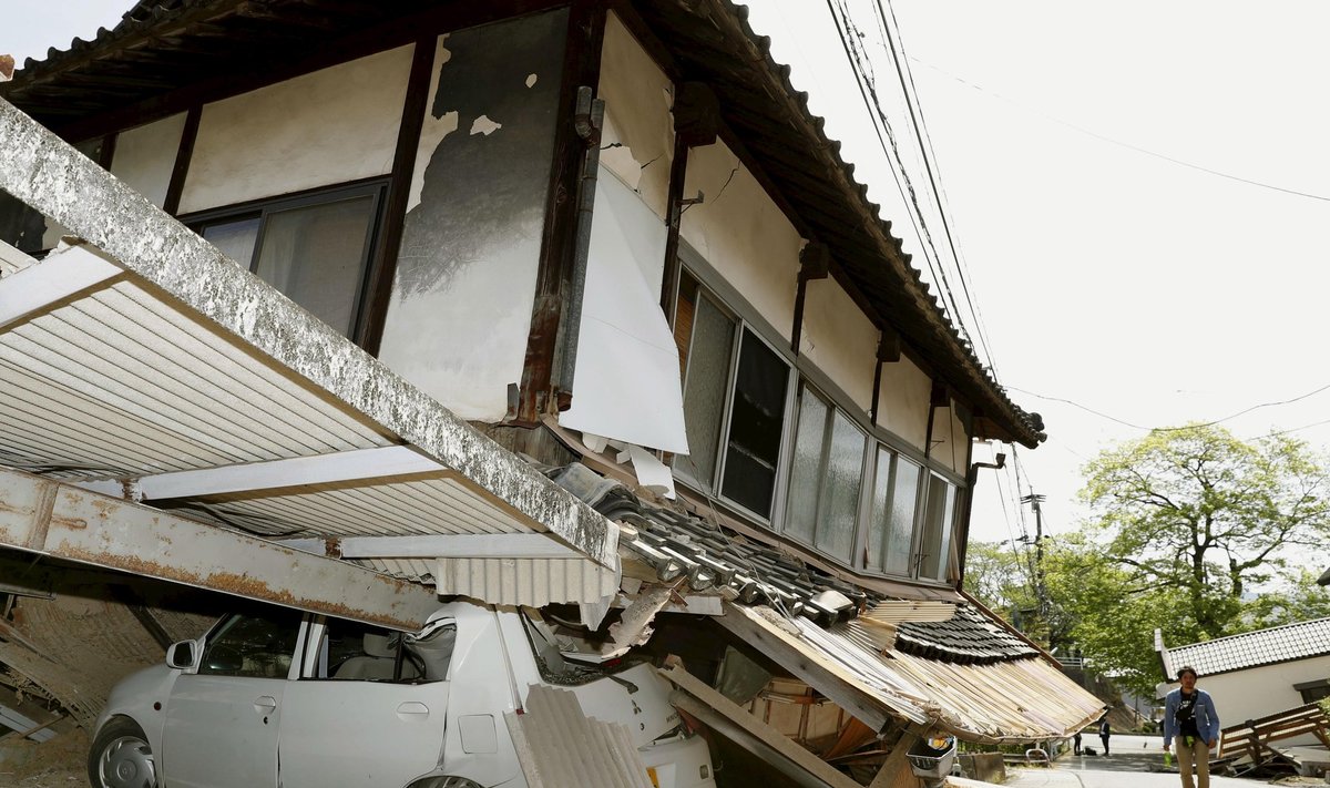 Japoniją supurtė žemės drebėjimas