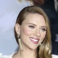 Scarlett Johansson pagimdė mergaitę