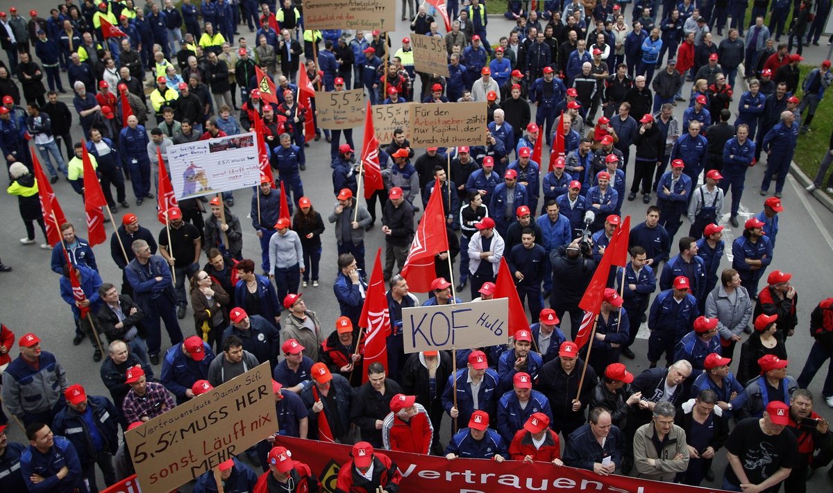Vokietijoje streikuoja mašinų gamybos pramonės darbuotojai