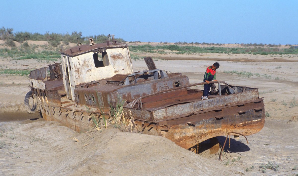 Laivai Aralo jūroje