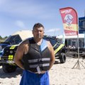 Palangos paplūdimiai ilgąjį savaitgalį sausakimši: gelbėtojams darbo netrūksta, jau yra nukentėjusių