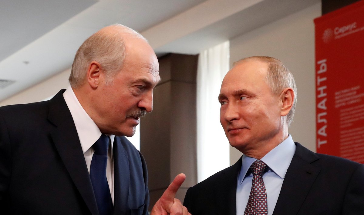 Rusijos prezidentas Vladimiras Putinas ir jo kolega iš Baltarusijos Aliaksandras Lukašenka