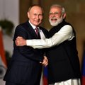 Indijoje viešintis Putinas gyrė Rusijos ryšius su šia „didžiąja valstybe“