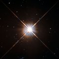 Gandai pasitvirtino: prie artimiausios žvaigždės – šimtmečio radiniu vadinama planeta