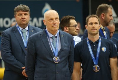 Robertas Kuncaitis (pirmas iš kairės), Rimas Kurtinaitis (antras iš kairės) 